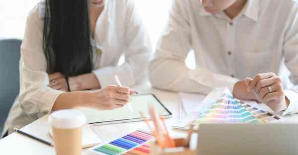 智能小宝机器人充电，智能小宝机器人充电怎么充