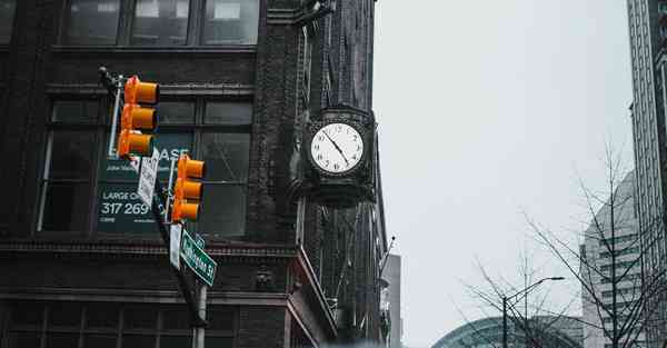 大数据包含设备数据的行业文章