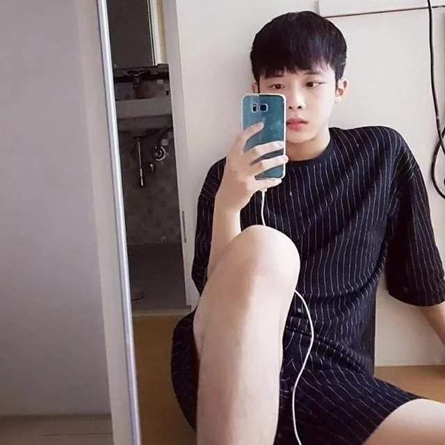 慕容韵云莺