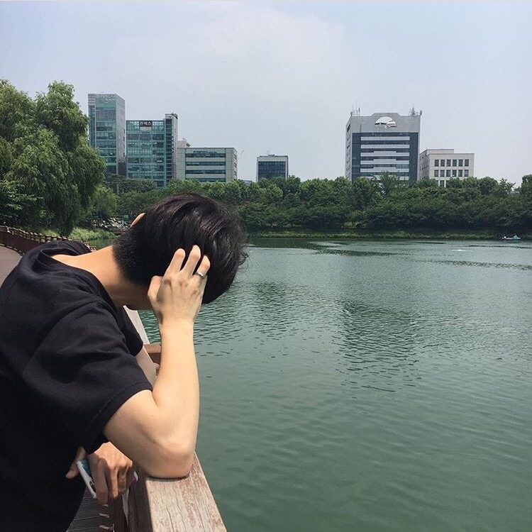 杨媚滢平